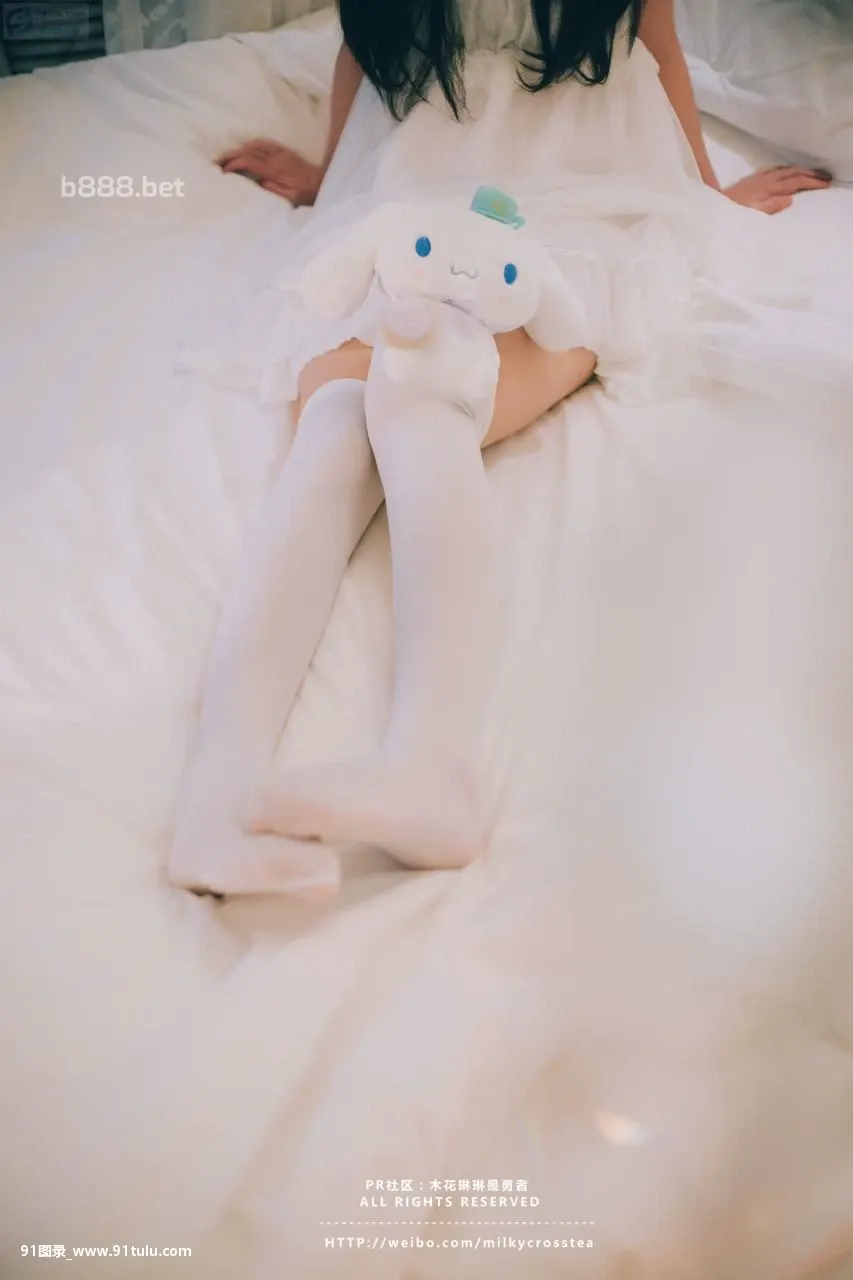 木花琳琳是勇者   Dog Days Cosplay [29P][淫妻 露出]