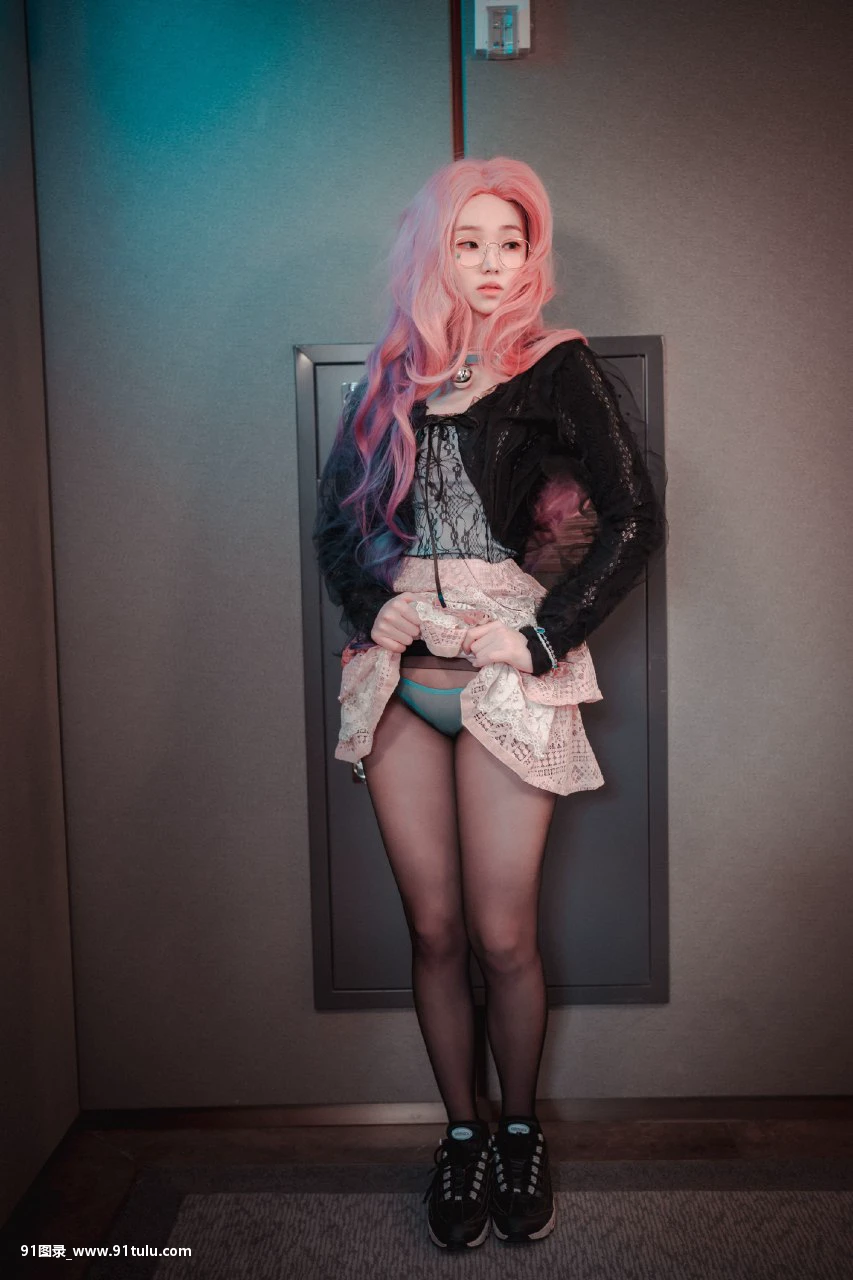 邻家有女Cosplay [55P][卒業 記念 写真]